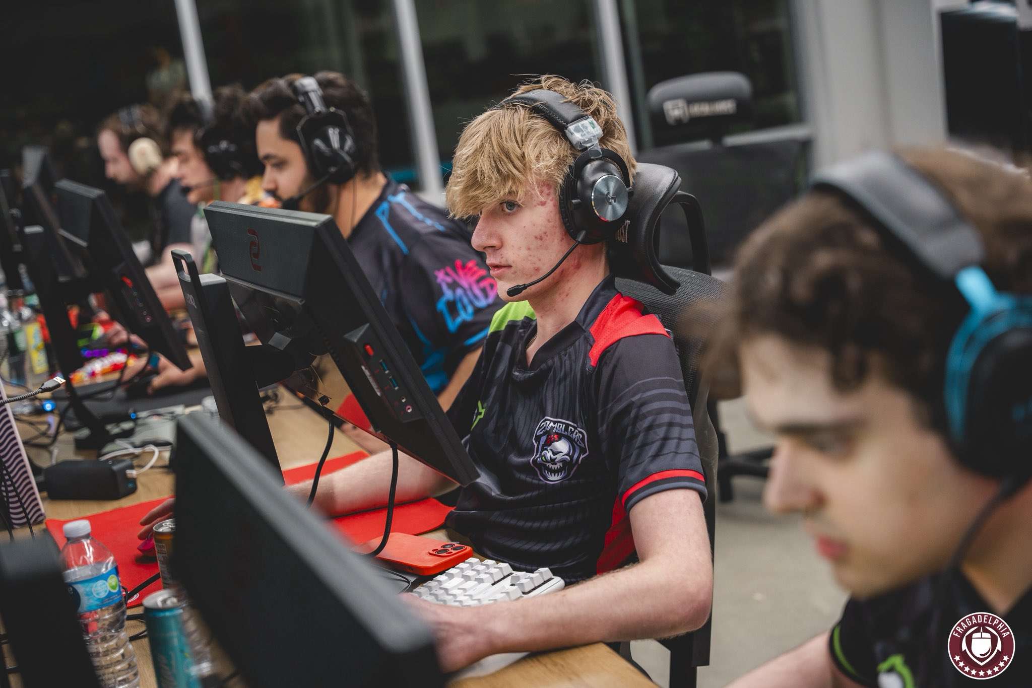 Zomblers team members competing together